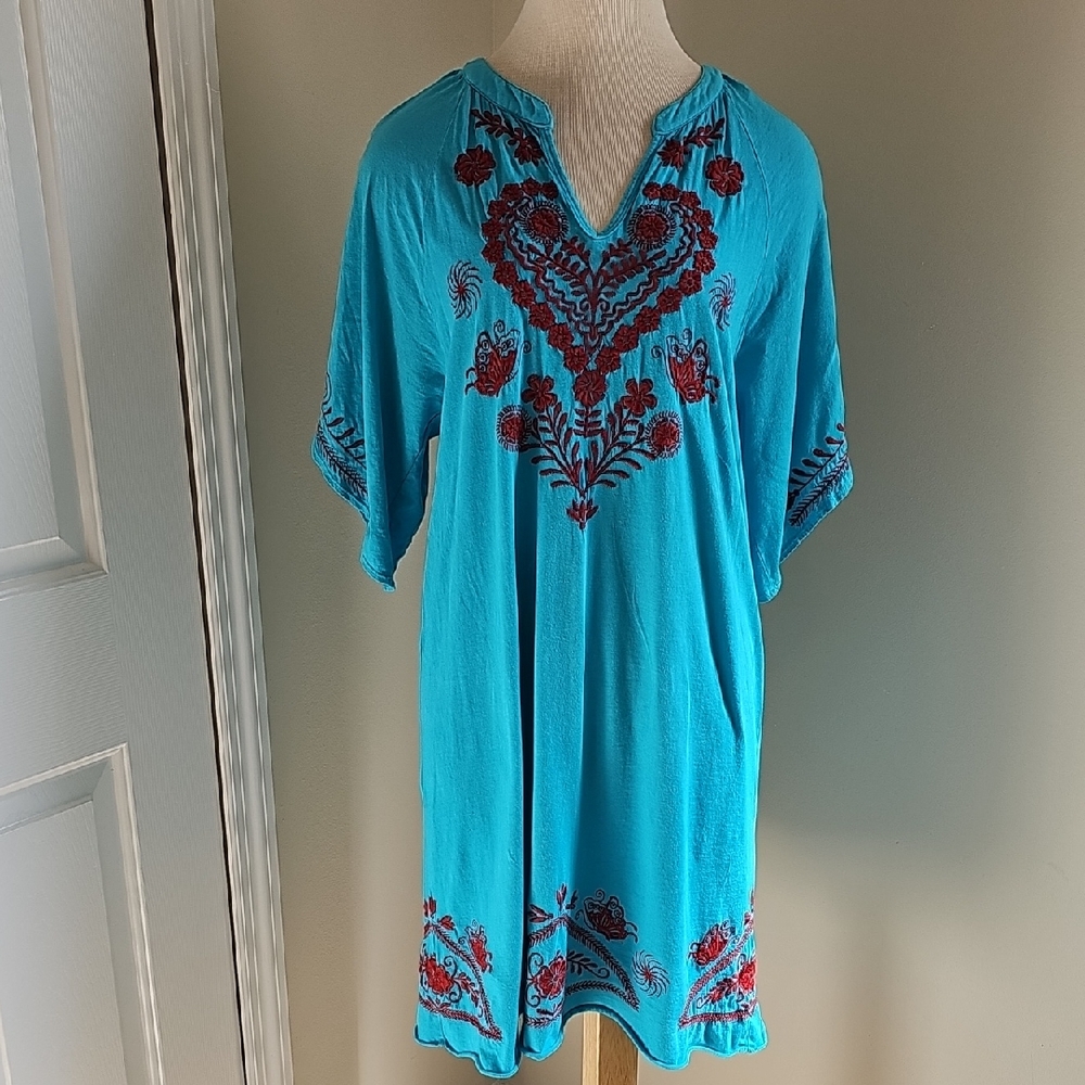 Sundance Turquoise Tunic Dress with‎ Red Embroidery. Size Meduim. 100% Cotton